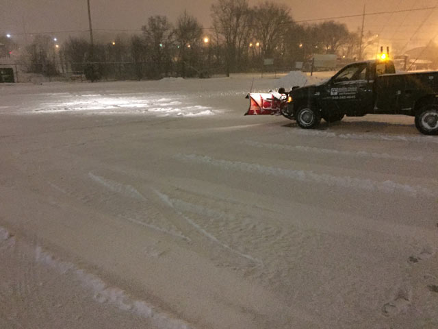 croy contracting clearing snow in early morning